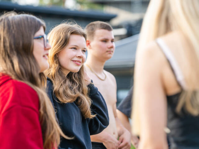 Riparilaisia leirillä.
