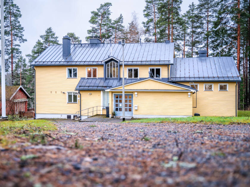 Anttolan seurakuntatalo.