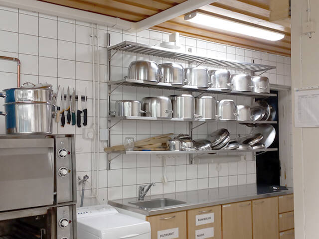 Puumalan seurakuntakodin keittiö.