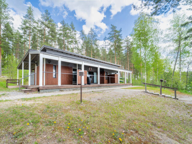 Ruunaniemen leirikeskuksen rantasauna.