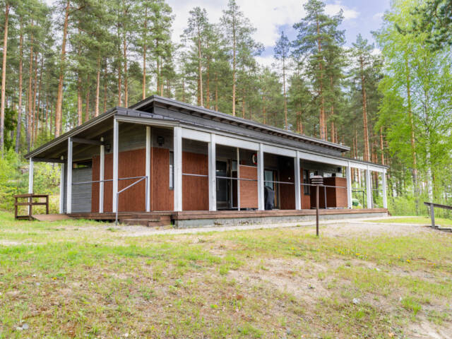 Ruunaniemen leirikeskuksen rantasauna.